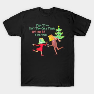 Getting Lit This Christmas Lampshade Drunk Funny Design T-Shirt